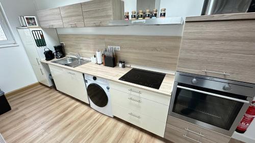 Das Loft - Sauna - 4 Schlafzimmer - 2 Bäder - Stadtmitte - 2 Parkplätze, Špýr (fotografie 8)