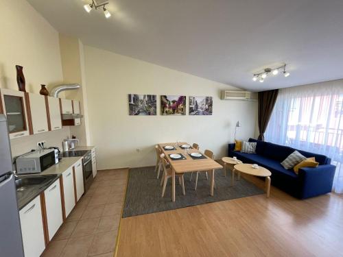 Green Fort Suites & Green Fort - Sea Viev apartments - image 2