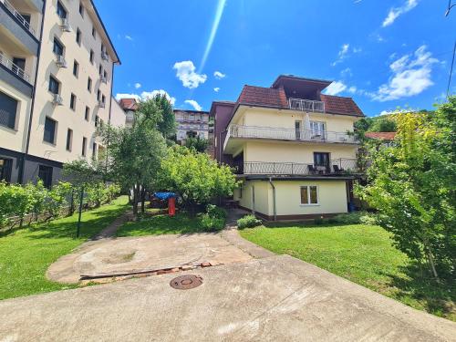 Buitenkant, Maja V Apartmani Sokobanja in Soko Banja