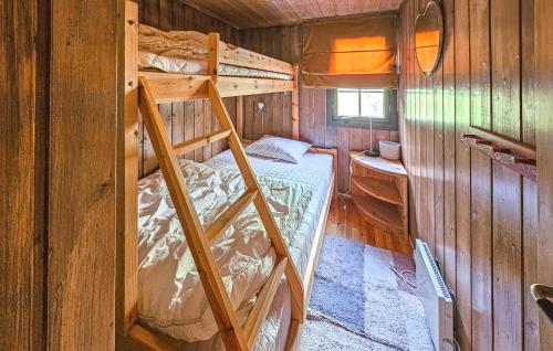 Beautiful Home In Gol With Kitchen in 高爾