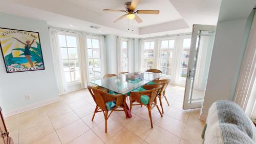 Pier Walk Unit C by Tybee Beach Vacation Rentals Pier Walk Unit C by Tybee Beach Vacation Rentals