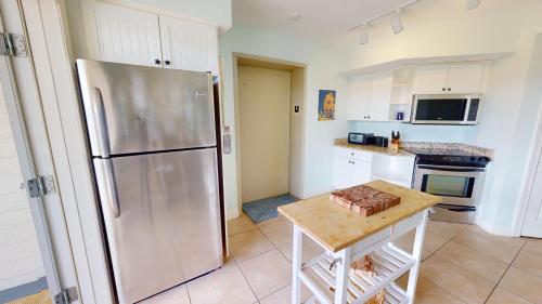 Pier Walk Unit C by Tybee Beach Vacation Rentals Pier Walk Unit C by Tybee Beach Vacation Rentals