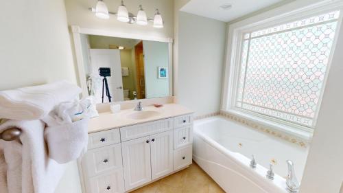 Pier Walk Unit C by Tybee Beach Vacation Rentals Pier Walk Unit C by Tybee Beach Vacation Rentals