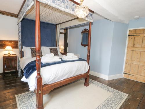 A szálláshely kívülről, Pentre Hall in Weston Rhyn