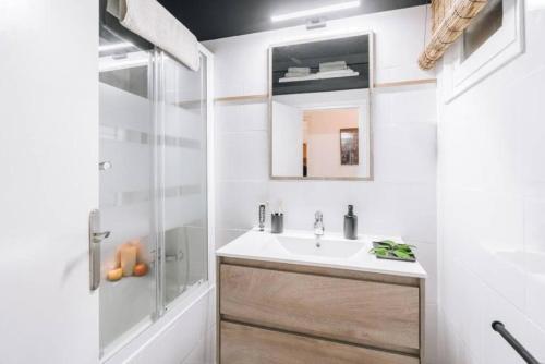 Kananga - 3 bedroom in Gracia, Barcelona (photo 10)