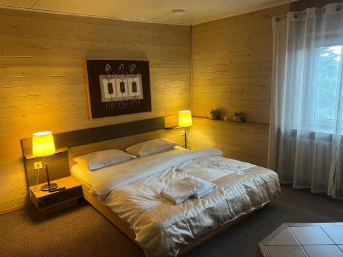 薩勒克旅館 (Salako sveciu namai) in 薩拉卡斯