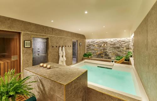 The Chancery Hotel - image 4