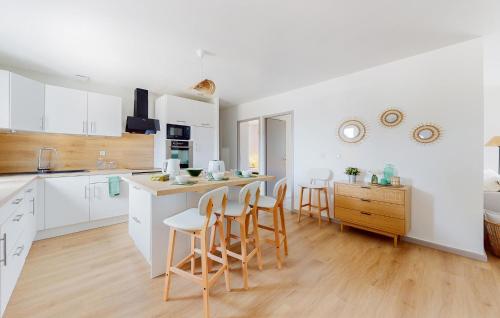Kitchen, Nice Home In Prayssas in Prayssas