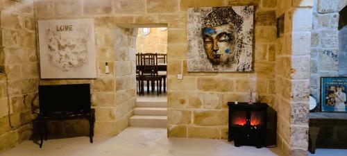 Thor's Space by Vallettastay, Valletta