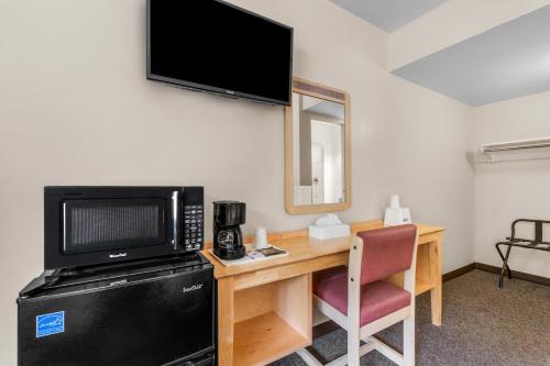 Americas Best Value Inn - Lake City - image 6
