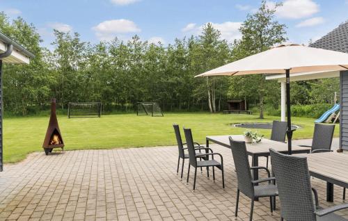 Garden, Beautiful Home In Idestrup With Sauna in Idestrup