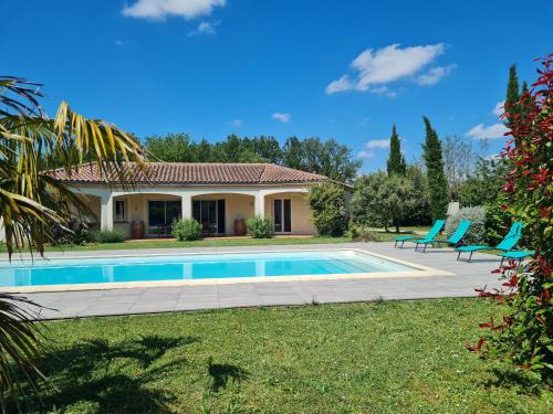 VILLA - BAIN NORDIQUE SPA EXTÉRIEUR - POÊLE FINLANDAIS - PISCINE - Gaillac gîte à louer Montans