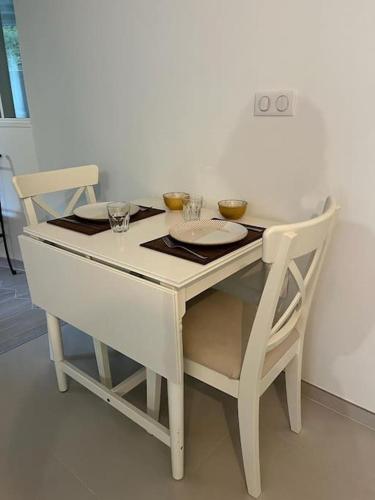 Beau studio dans un cadre exceptionnel de verdure in Maisons-Laffitte