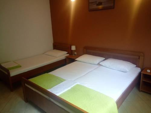 Apartments Salamun - image 13