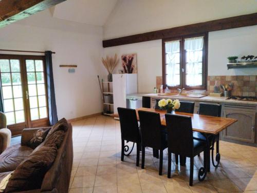 Maison traditionnelle Normande avec piscine in Cambremer