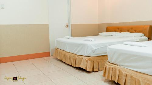 Imperial Ridge Pension House Room Type - Superior Queen Room with Two Queen Beds
