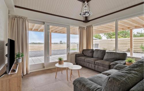Pet Friendly Home In Stavenisse in Tholen