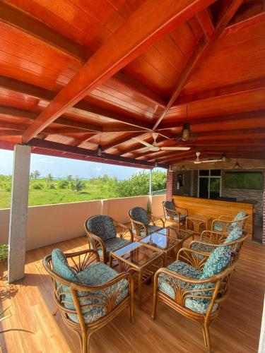 Balcony/terrace, White Sand Inn in South Ari Atoll