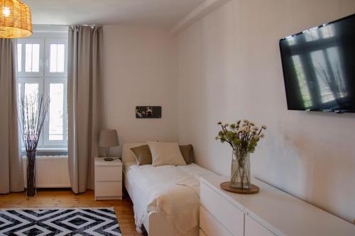 Three-Bedroom Standard Apartment