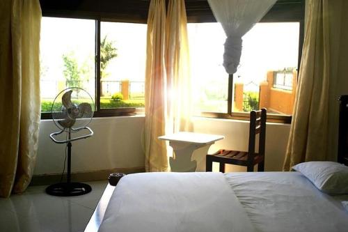 Sienna Beach and Safaris Hotel