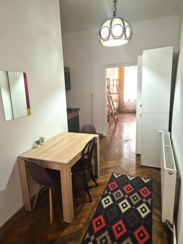 ห้องครัว, Centrum House Hostel in บราซอฟ