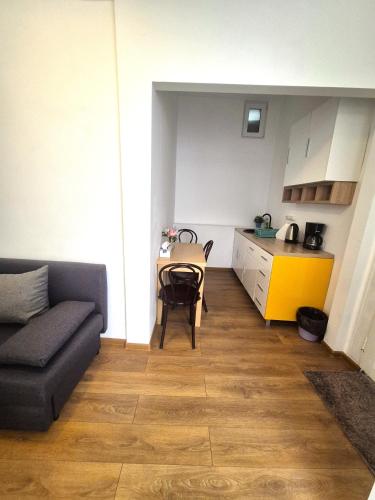 Centrum House Hostel - image 10