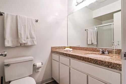 Spectacular & Bright 2BDR & 2 BTH in MDR for 6 pax in Los Angeles, USA