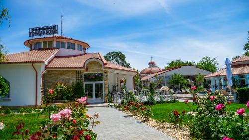 Steaua Apelor Family Resort in Nufăru
