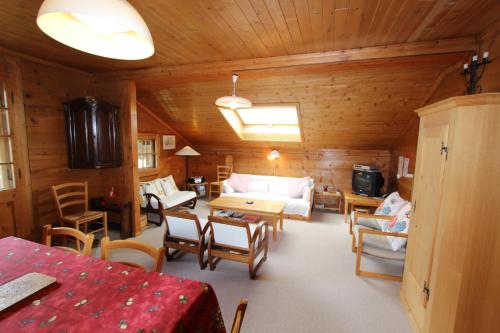 Arnica 2 in Chateau-dOex, Schweiz