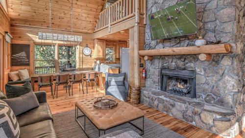 Tranquility Ranch, Mineral Bluff (photo 2)