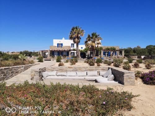 ทัศนียภาพภายนอกโรงแรม, Villa Antinaxos in อัมเปลัส