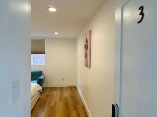 Chic and Secure Private room in modern home 6 in Los Angeles, USA
