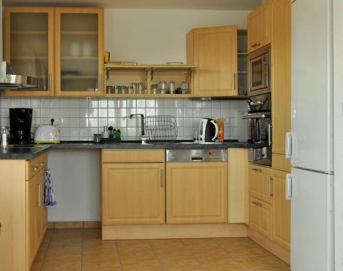 ห้องครัว, Peter Hart Wohnen auf Zeit - mit Komfort in ฟิลเดอร์ชตัดท์