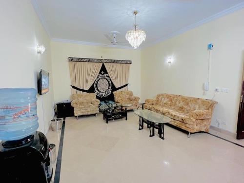 Step Inn Guest House Islamabad - image 10