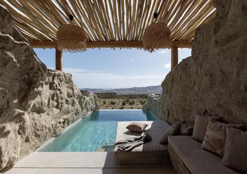 WhiteArt Suites Room Type - White Art Suite with private pool