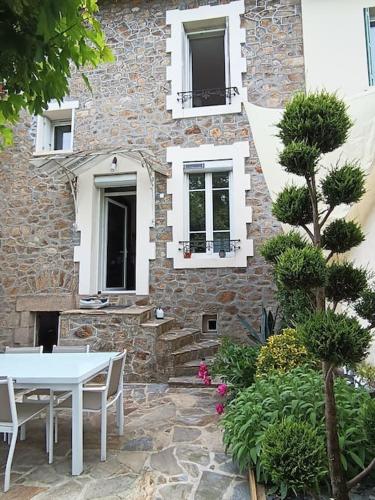 La Villa Benedictins avec piscine in Limoges
