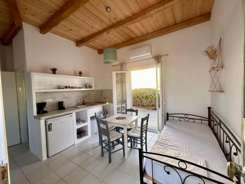 Sofia's Studio, Pollonia (photo 2)