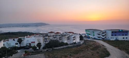 Magnifique Appartement de standing à Tanger avec Vue sur Mer et Accès Piscine 2