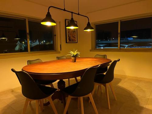 บริการและสิ่งอำนวยความสะดวก, Lisbonne et sa région en famille ou entre amis! (Lisbonne et sa region en famille ou entre amis!) in เอสโตริล