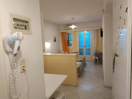 Renia Studios Room Type - Economy Studio