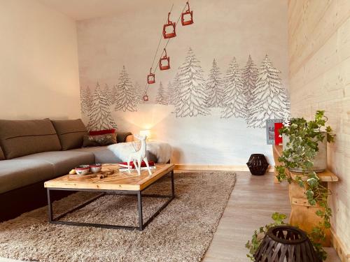 Appartement situe en rez de jardin avec piscine privee en ete in Seez
