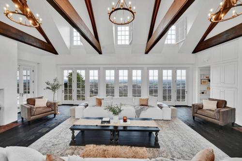 Roundtop Mansion-Breathtaking View, indoor Pool in Marietta (PA)
