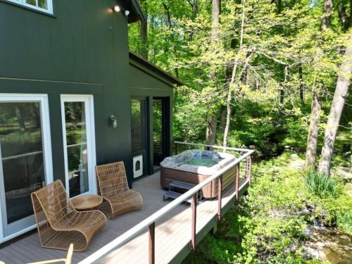 Udvendig, The Roundtop Chalet romantic couples getaway in Marietta (PA)