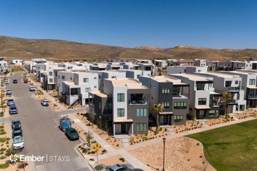 Desert Dream Villa at Desert Color By Ember Stays