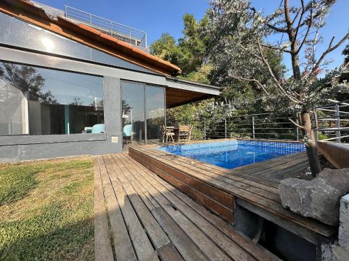 Casa "Las Lagartijas" in Valle de Bravo, Mexico