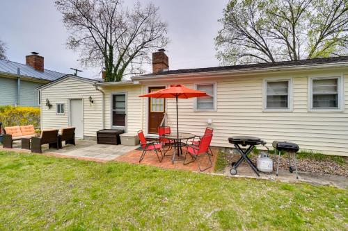 Cozy Duplex Near Harpers Ferry with Patio and Grills! in Bolivar, USA