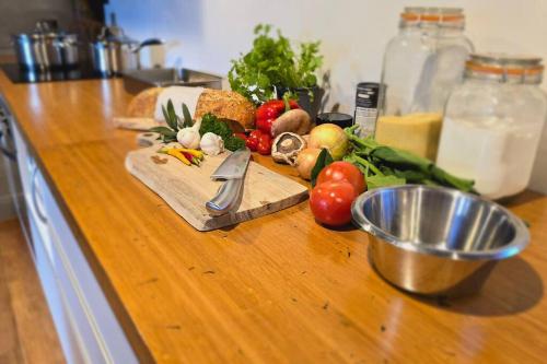 Apartment 3 - Haddin Court - Industrial Glam, Blenheim (foto 7)