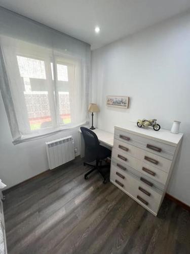 Apartamento céntrico con terraza EBI02919 (Apartamento centrico con terraza EBI02919) in 波圖加勒特