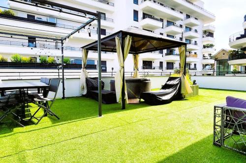 Résidence Abraham-Guest Room 1 LaDéfense U-Arena #Terasse #Fibre #View 3