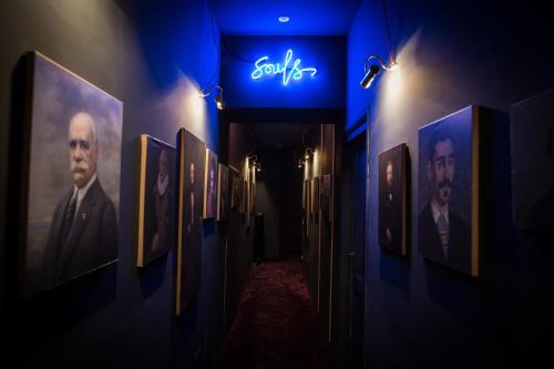 AdAstra Suites - image 11